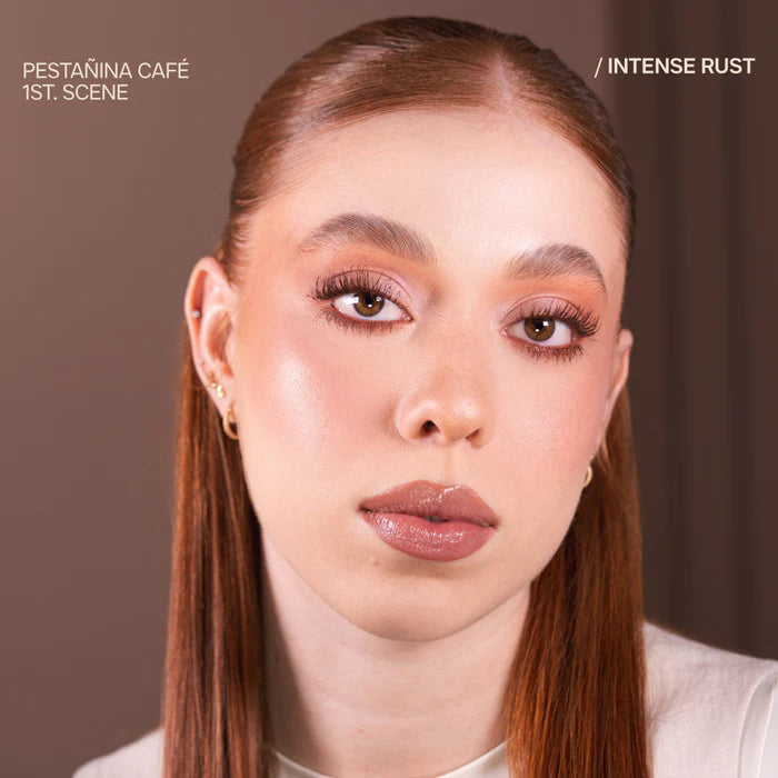 Pestañina café Atenea 1St Scene