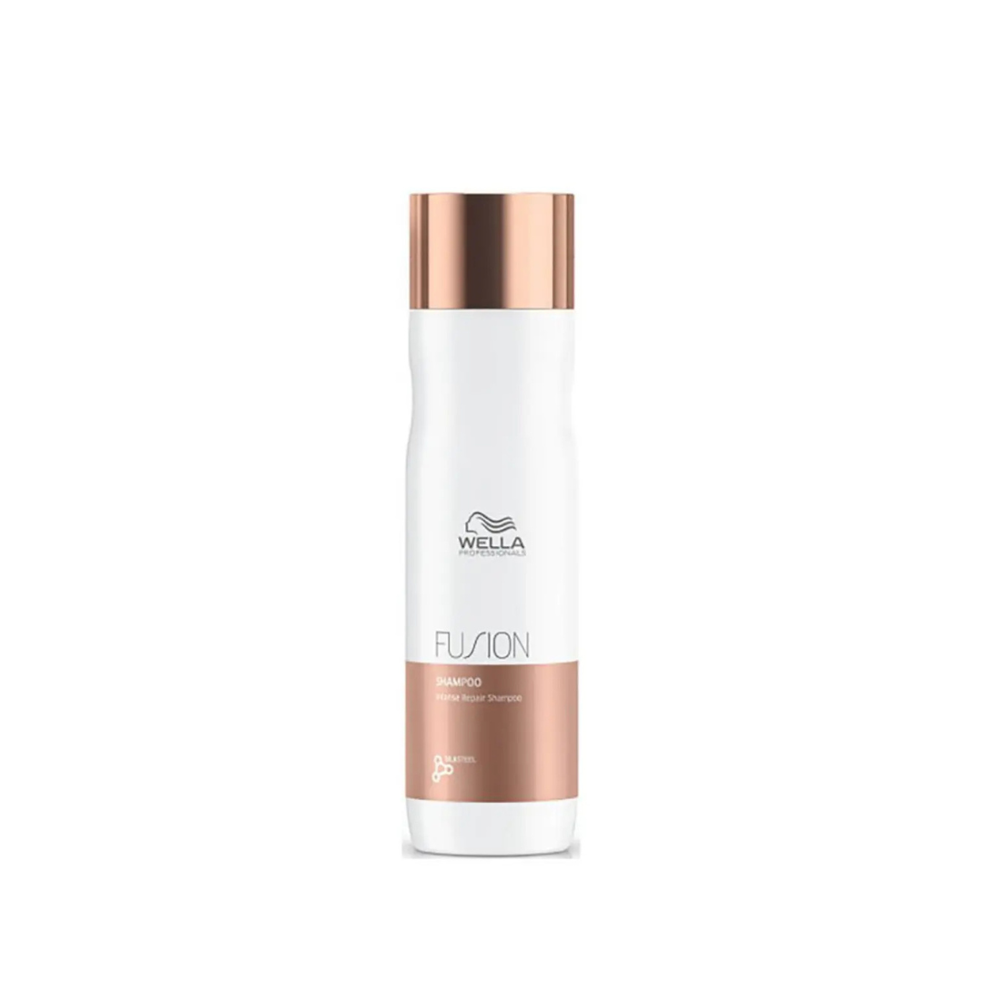 Shampoo reparador Wella Professionals Fusion Intense Repair Shampoo 250ml