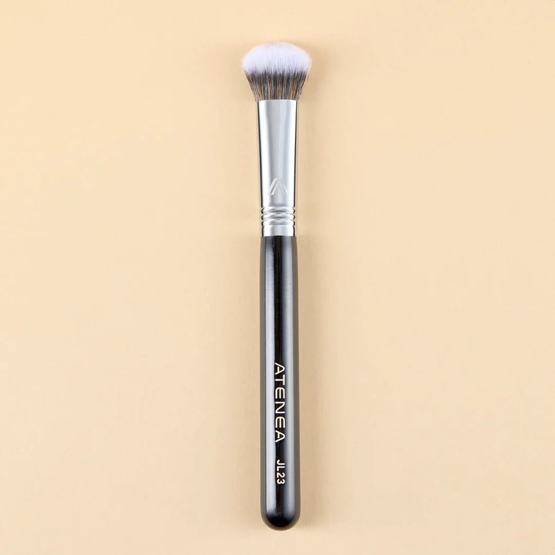 Brocha para corrector o contorno Atenea Runway Collection JL23
