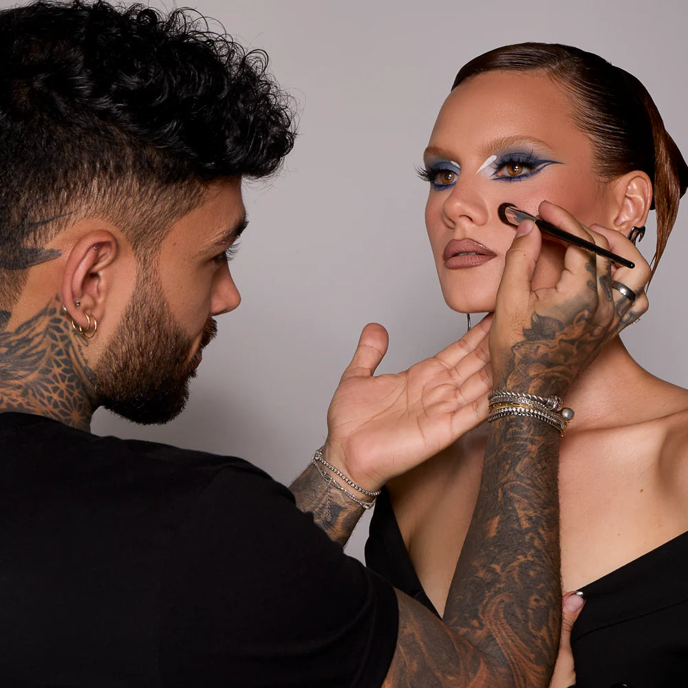 Paleta de sombras Atenea X Ferrazo: Discover your Editorial Side