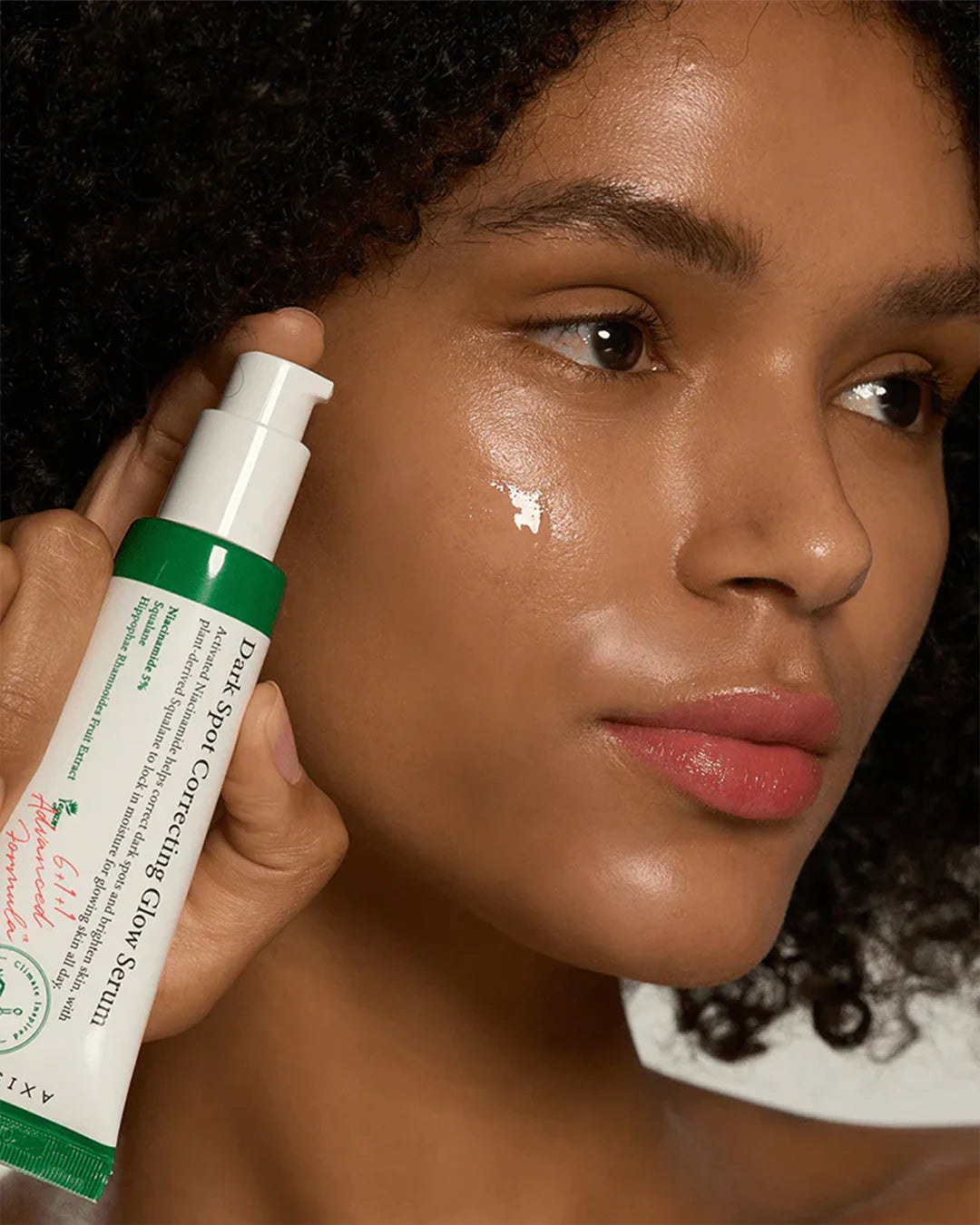 Suero iluminador para corrección de manchas oscuras Axis-Y Dark Spot Correcting Glow Serum 50 ml