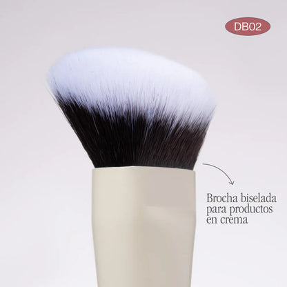 Brocha Duo Atenea para base y productos en crema
