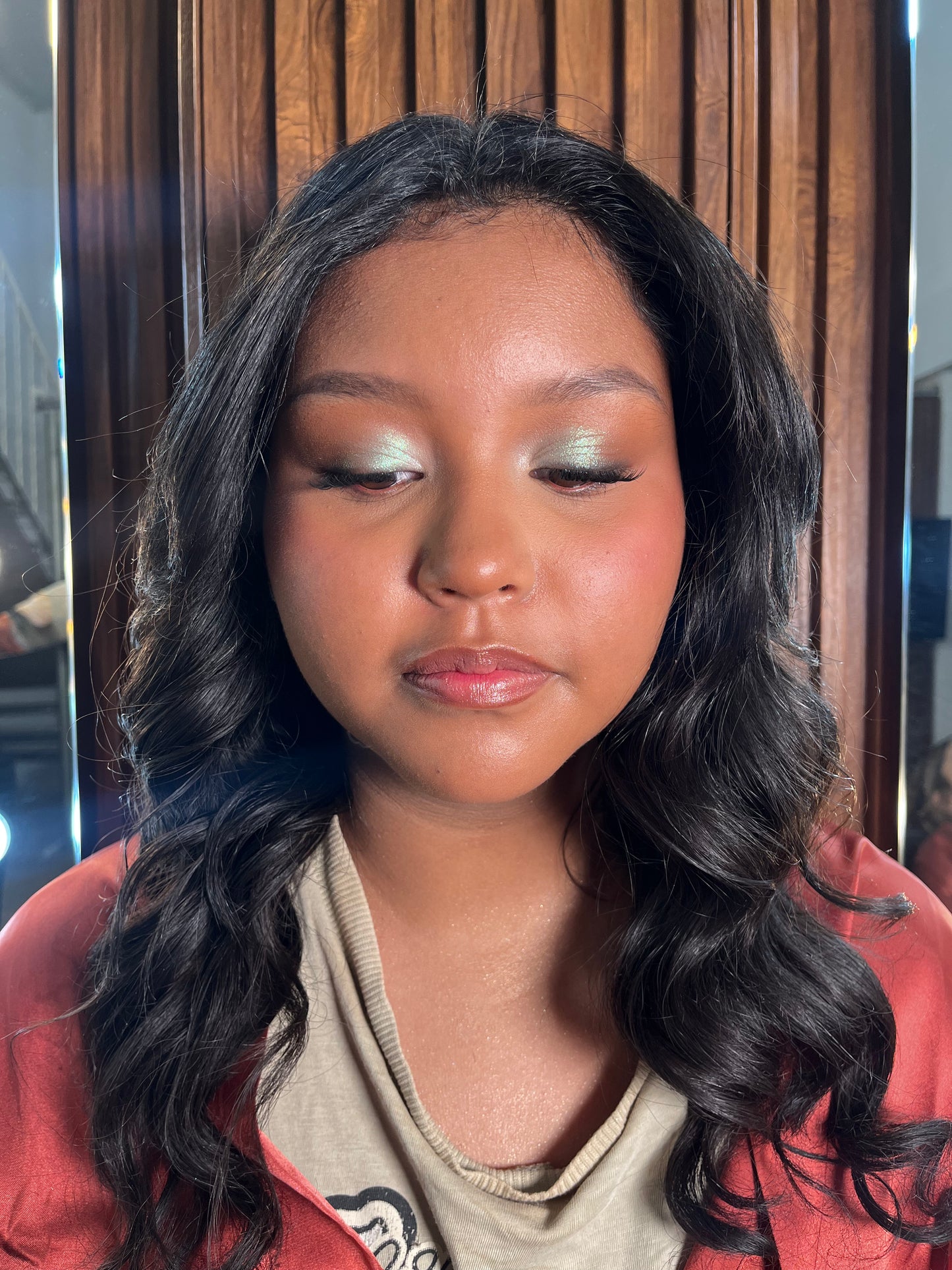 Plan Magic Glow - Maquillaje y Peinado de Quinceañera con Prueba