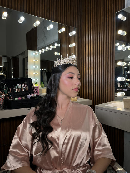 Plan Lovely Glow - Maquillaje y Peinado de Quinceañera